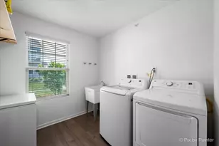 466 Comstock Rd, South Elgin, IL 60177 - Photo 10
