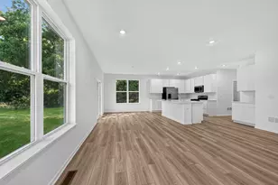 2013 Kenilworth Pl, Aurora, IL 60506 - Photo 6