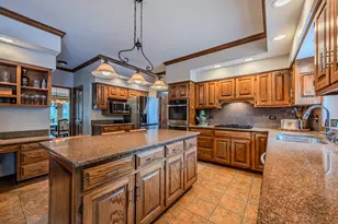 391 Du Pahze St, Naperville, IL 60565 - Photo 16