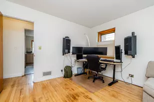 7535 Kenton Ave, Skokie, IL 60076 - Photo 16