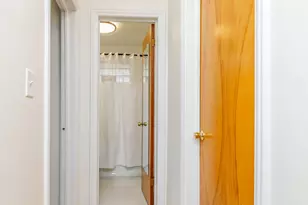 7535 Kenton Ave, Skokie, IL 60076 - Photo 12