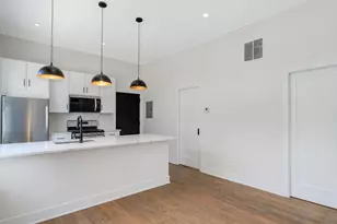 846 N Ashland Ave, Chicago, IL 60622 - Photo 6