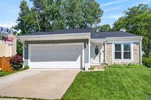 2770 Stoneybrook Ln, Aurora, IL 60502 - Photo 2