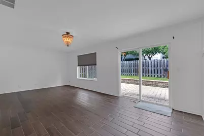 25880 W Brooks Farm Road, Round Lake, IL 60073 - Photo 10