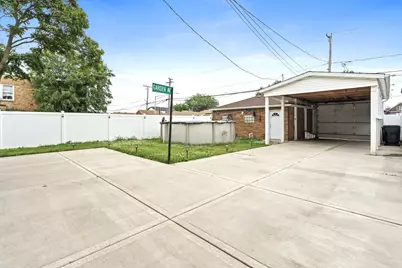5701 S Mobile Avenue, Chicago, IL 60638 - Photo 28