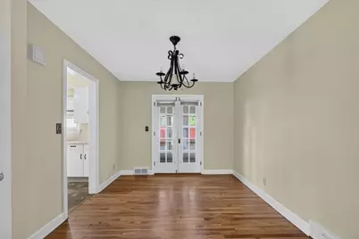 911 21st Street, Rockford, IL 61108 - Photo 8