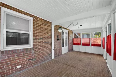 911 21st Street, Rockford, IL 61108 - Photo 24