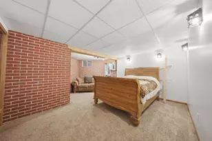 138 Woodland Dr, Plano, IL 60545 - Photo 24
