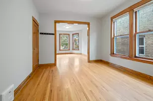 4737 N Kildare Ave, Chicago, IL 60630 - Photo 12