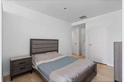 510 W Erie Street #1303, Chicago, IL 60654 - Photo 14