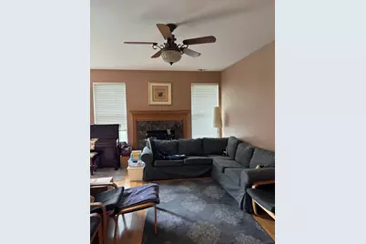 1991 Cobblestone Drive, Carpentersville, IL 60110 - Photo 2