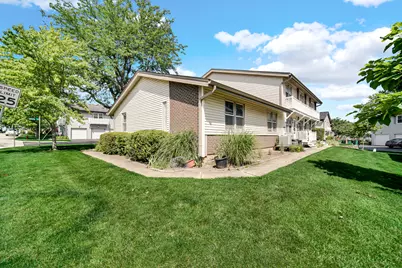 317 Lincoln Court #C, Bloomingdale, IL 60108 - Photo 1