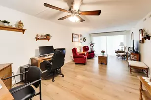 6807 N Milwaukee Ave, Niles, IL 60714 - Photo 8