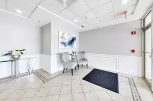 6807 N Milwaukee Ave, Niles, IL 60714 - Photo 4