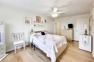 6807 N Milwaukee Ave, Niles, IL 60714 - Photo 14