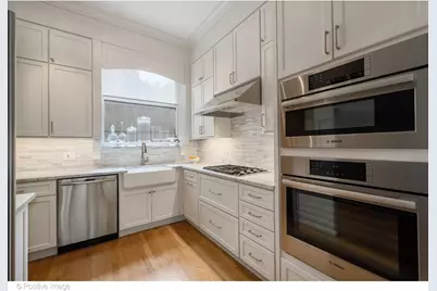 1210 N Astor Street #1B, Chicago, IL 60610 - Photo 8