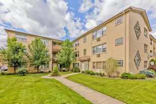 8544 W Rascher Ave, Chicago, IL 60656 - Photo 2