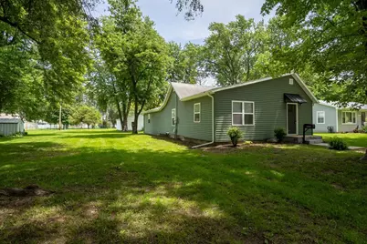 314 N 2nd Avenue, Chenoa, IL 61726 - Photo 24