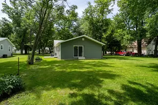 314 N 2nd Ave, Chenoa, IL 61726 - Photo 26