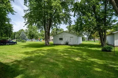 314 N 2nd Avenue, Chenoa, IL 61726 - Photo 28