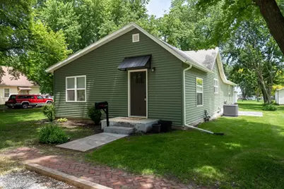 314 N 2nd Avenue, Chenoa, IL 61726 - Photo 1