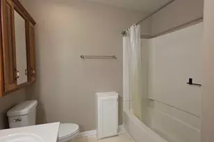407 Spaulding Rd, Bartlett, IL 60103 - Photo 6