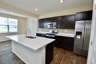 6816 Cobble Spgs Ln, Wonder Lake, IL 60097 - Photo 10