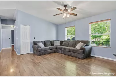 24903 W Oak Avenue, Lake Villa, IL 60046 - Photo 4