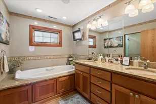 411 Drake St, Libertyville, IL 60048 - Photo 10
