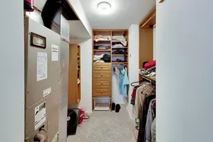 201 E Chestnut St, Chicago, IL 60611 - Photo 16