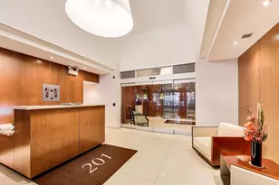 201 E Chestnut St, Chicago, IL 60611 - Photo 2