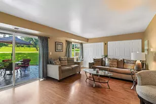 739 High Ridge Rd, Roselle, IL 60172 - Photo 6