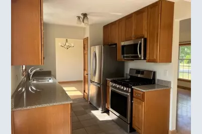 2135 Derby Court, Wheaton, IL 60189 - Photo 6