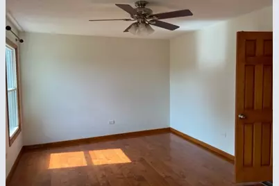 2135 Derby Court, Wheaton, IL 60189 - Photo 10