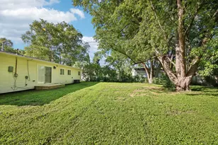 2804 Old Oak Dr, McHenry, IL 60050 - Photo 22