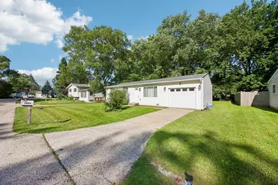 2804 Old Oak Drive, McHenry, IL 60050 - Photo 2
