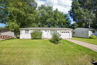 2804 Old Oak Drive, McHenry, IL 60050 - Photo 1