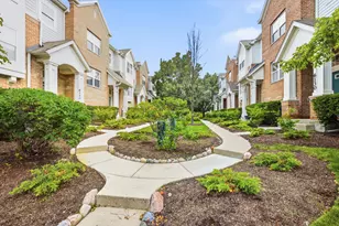 6132 Washington Ct, Morton Grove, IL 60053 - Photo 2
