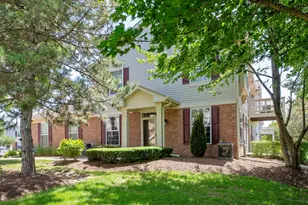770 Stonewall Ct, Schaumburg, IL 60173 - Photo 2