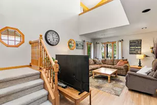 133 N Elroy Ave, Bartlett, IL 60103 - Photo 10