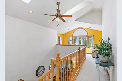 133 N Elroy Avenue, Bartlett, IL 60103 - Photo 16