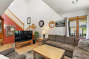133 N Elroy Ave, Bartlett, IL 60103 - Photo 6