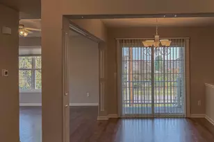 102 Essex Ln, Savoy, IL 61874 - Photo 8