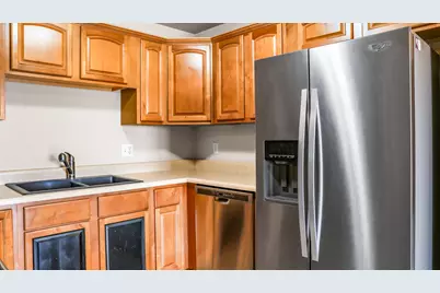 102 Essex, Unit #9 Lane, Savoy, IL 61874 - Photo 14