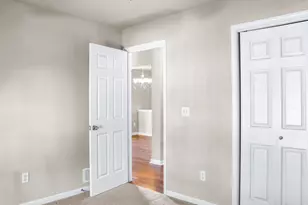 102 Essex Ln, Savoy, IL 61874 - Photo 16
