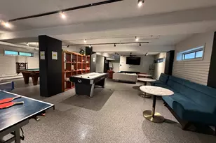4980 N Marine Dr, Chicago, IL 60640 - Photo 32