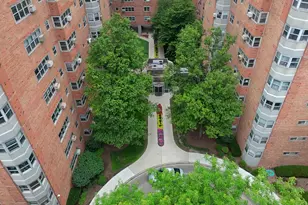 4980 N Marine Dr, Chicago, IL 60640 - Photo 2