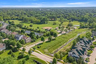 2137 Shadow Creek Ct, Vernon Hills, IL 60061 - Photo 38