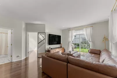 2137 Shadow Creek Court, Vernon Hills, IL 60061 - Photo 20
