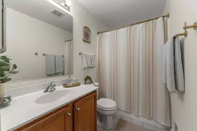 2137 Shadow Creek Court, Vernon Hills, IL 60061 - Photo 32